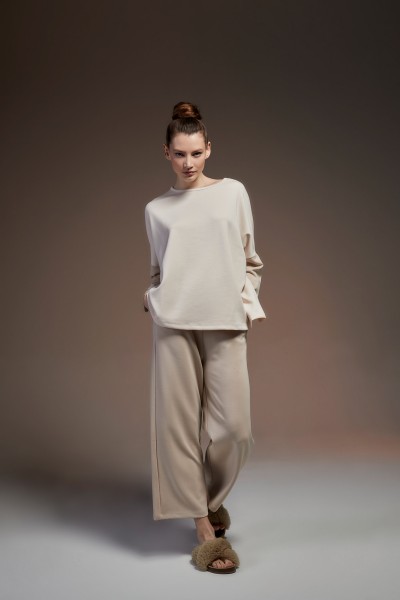 Shirt creme mit abgesetzten Arm A-Linie